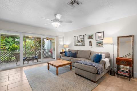 2116 NE 44th Street, Lighthouse Point FL - photo 6 of 25
