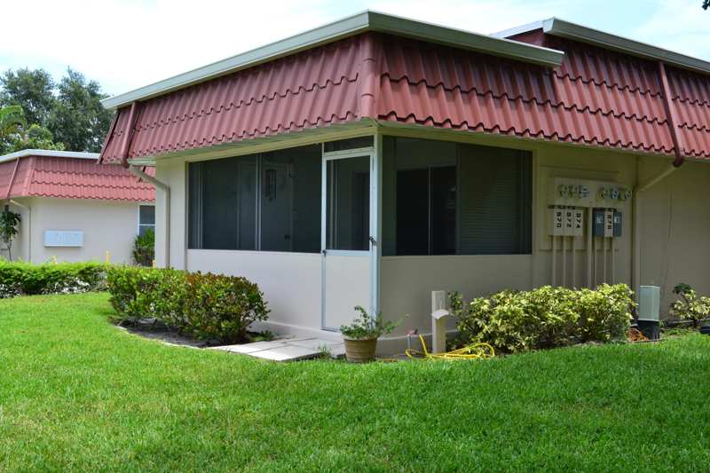2 bedroom Villa at 570 Laconia Circle, Covered Bridge Condo, Lake Worth — photo 1