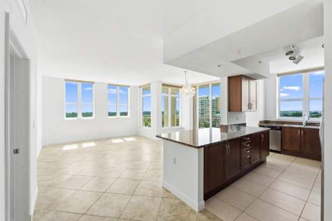 450 N Federal Highway #911, Boynton Beach FL - photo 6 of 41