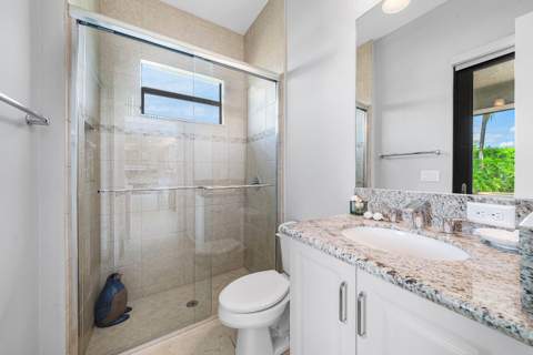16884 Strasbourg Lane, Delray Beach FL - photo 15 of 44