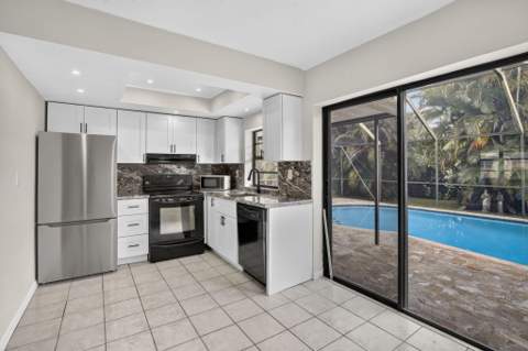 8968 SW 52nd Place, Cooper City FL - photo 8 of 26