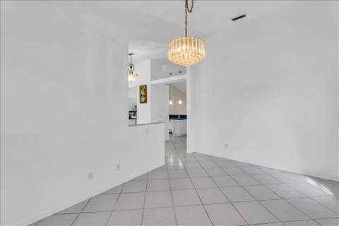 1065 NW Tuscany Drive, Port St. Lucie FL - photo 15 of 82