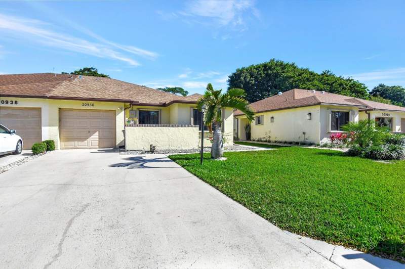 3 bedroom Townhouse at 20936 Concord Green Drive, Concord Green, Boca Raton — photo 2
