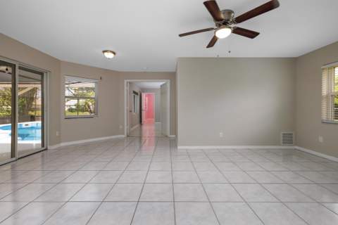 2502 SE University Terrace, Port St. Lucie FL - photo 19 of 46