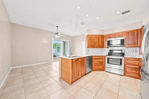 16208 Opal Creek Drive, Weston FL - photo 21 of 37