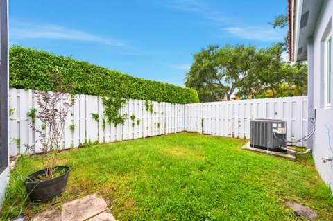 16208 Opal Creek Drive, Weston FL - photo 9 of 37
