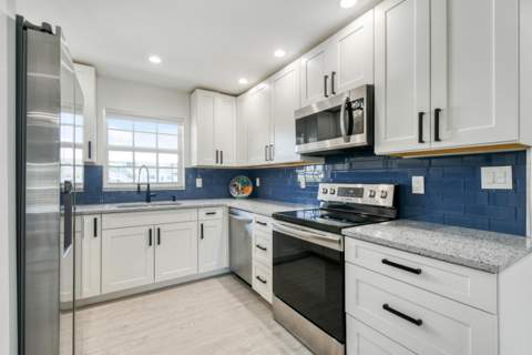 117 Lehane Terrace #211, North Palm Beach FL - photo 9 of 34