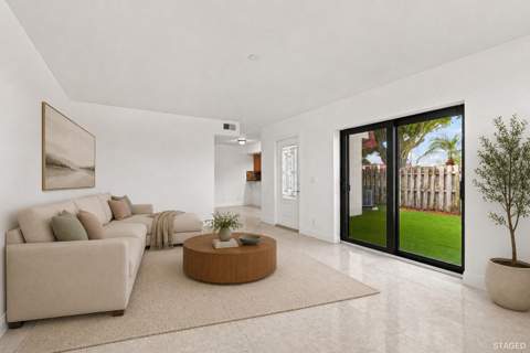 3801 Victoria Drive, West Palm Beach FL - photo 13 of 33