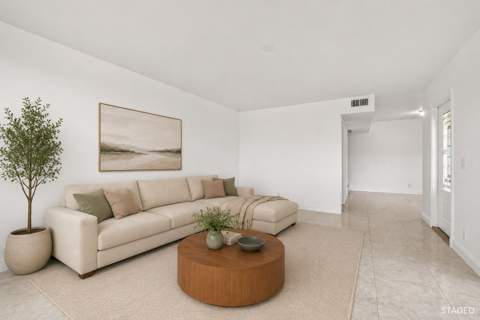 3801 Victoria Drive, West Palm Beach FL - photo 11 of 33
