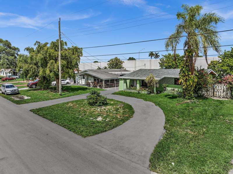 3 bedroom Single Family Residence at 2131 Acapulco Drive, Miramar Sec 5, Miramar — photo 3