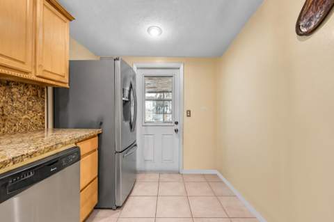2131 Acapulco Drive, Miramar FL - photo 13 of 33