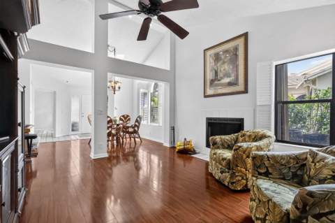 10940 Stafford Circle, Boynton Beach FL - photo 10 of 52