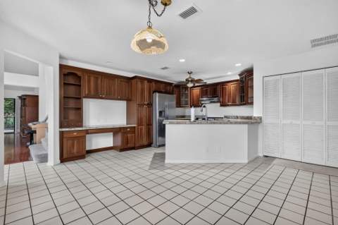 10940 Stafford Circle, Boynton Beach FL - photo 17 of 52