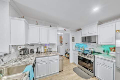 138 Plantation Boulevard, Greenacres FL - photo 19 of 70