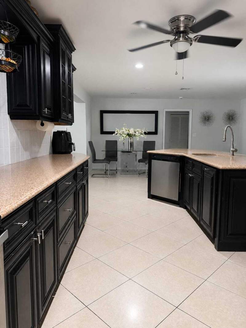 3 bedroom Single Family Residence at 1711 NE 41st Street, Beacon Heights, Pompano Beach — photo 4