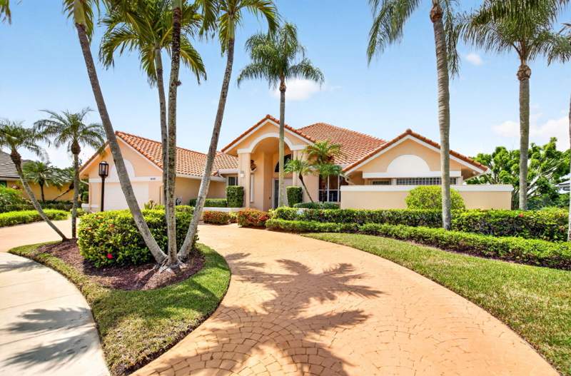 4 bedroom Single Family Residence at 10192 Shireoaks Lane, Stonebridge 1, Boca Raton — photo 3
