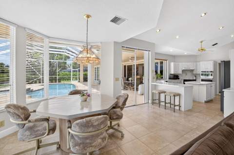 10192 Shireoaks Lane, Boca Raton FL - photo 16 of 111