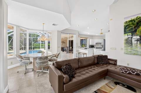 10192 Shireoaks Lane, Boca Raton FL - photo 17 of 111