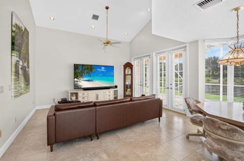 10192 Shireoaks Lane, Boca Raton FL - photo 19 of 111