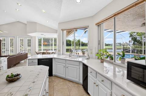 10192 Shireoaks Lane, Boca Raton FL - photo 23 of 111