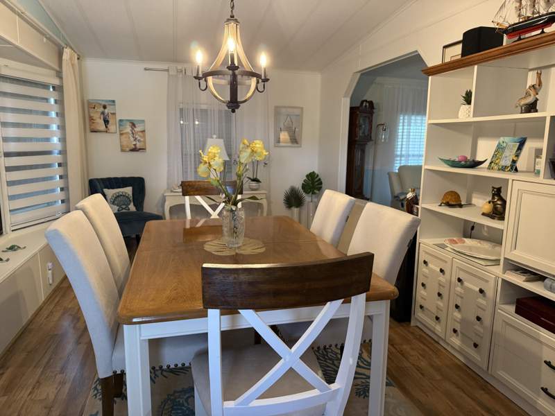 2 bedroom Manufactured Home at 2 Jose Martin, Spanish Lakes Country Club Village, Fort Pierce — photo 2