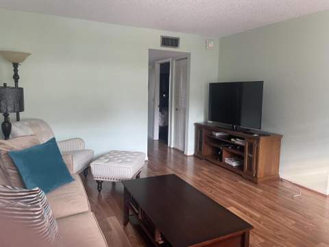 523 Piedmont K, Delray Beach FL - photo 9 of 23