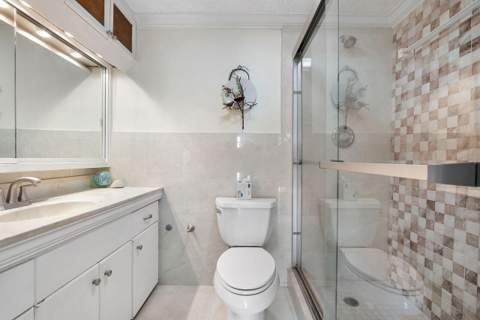 500 SE 21st Avenue #304, Deerfield Beach FL - photo 18 of 27