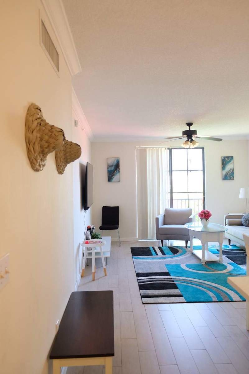 1 bedroom Condominium at 720 S Sapodilla Avenue #514, Courtyards In Cityplace Condominium, West Palm Beach — photo 2