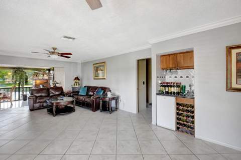 21214 Lago Circle #8b, Boca Raton FL - photo 9 of 49