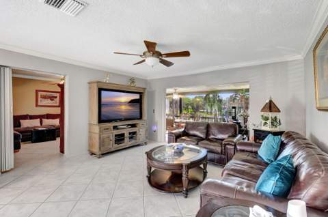 21214 Lago Circle #8b, Boca Raton FL - photo 11 of 49