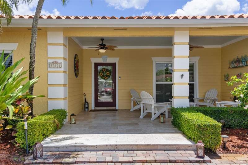 4 bedroom Single Family Residence at 16686 Golfview Drive, Bonaventure Lakes 3rd Addition, Weston — photo 4