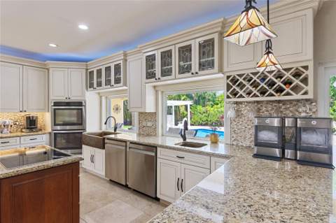 16686 Golfview Drive, Weston FL - photo 11 of 81