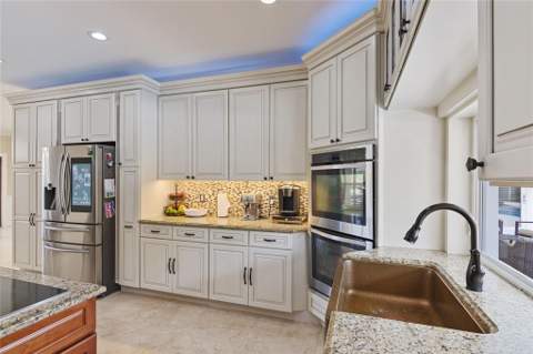 16686 Golfview Drive, Weston FL - photo 18 of 81