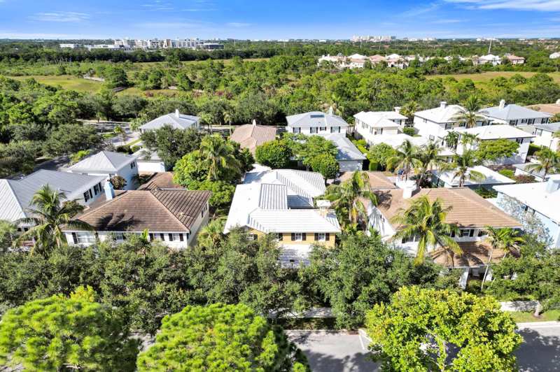 4 bedroom Single Family Residence at 111 Leather Leaf Drive, Botanica, Jupiter — photo 1