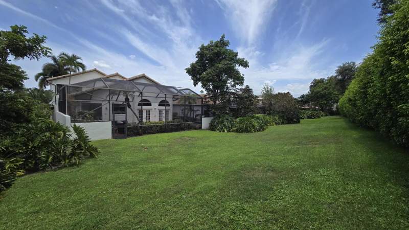3 bedroom Single Family Residence at 6510 Via Rosa, Villa Flora At Boca Pointe, Boca Raton — photo 3