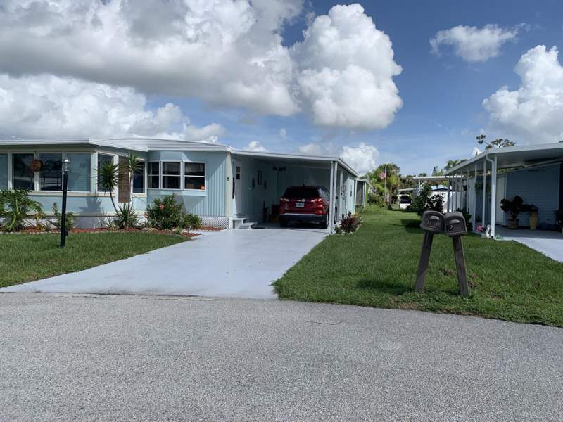 2 bedroom Manufactured Home at 8 Brisa Lane, Spanish Lakes Riverfront, Port St. Lucie — photo 3