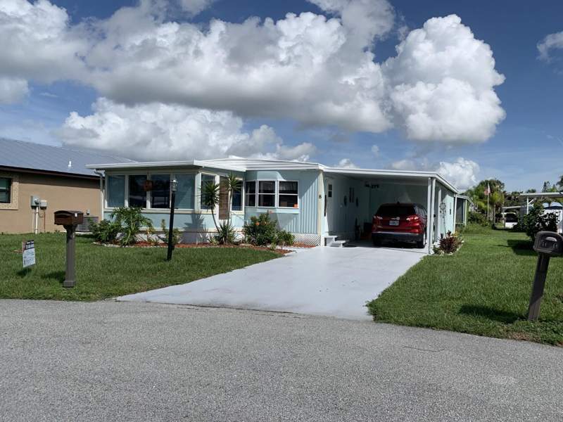 2 bedroom Manufactured Home at 8 Brisa Lane, Spanish Lakes Riverfront, Port St. Lucie — photo 2
