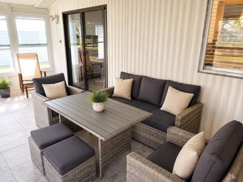 282 NW 54th Street, Deerfield Beach FL - photo 8 of 11