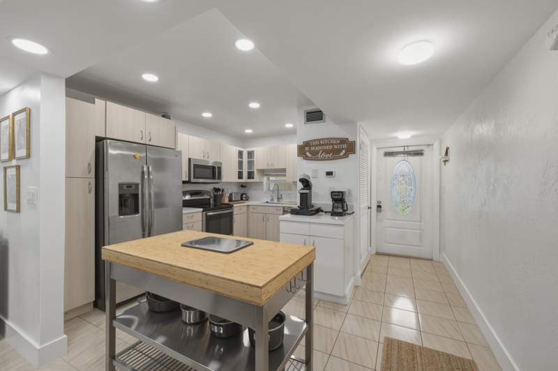 2 bedroom Condominium at 9200 N Hollybrook Lake Drive #310, Hollybrook Golf And Tennis Club, Pembroke Pines — photo 2