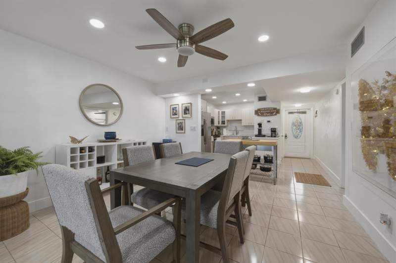 2 bedroom Condominium at 9200 N Hollybrook Lake Drive #310, Hollybrook Golf And Tennis Club, Pembroke Pines — photo 3