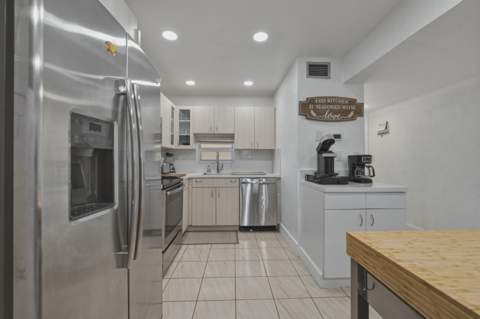 9200 N Hollybrook Lake Drive #310, Pembroke Pines FL - photo 11 of 54
