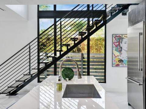 2514 NE 21st Street #A, Fort Lauderdale FL - photo 13 of 41