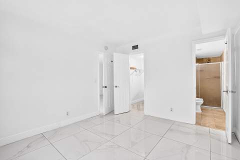 840 Pine Drive #104, Pompano Beach FL - photo 19 of 43