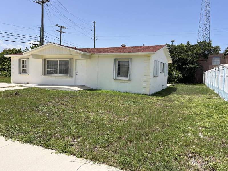 4 bedroom Single Family Residence at 816 24th Avenue, Worthmore Park, Lake Worth Beach — photo 2