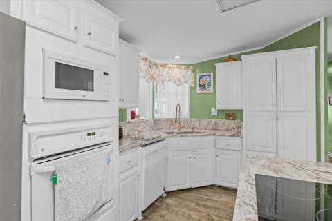 7933 Meadowlark Lane, Port St. Lucie FL - photo 8 of 53