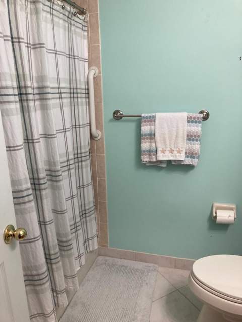 1571 SE Hampshire Way #102, Stuart FL - photo 13 of 18