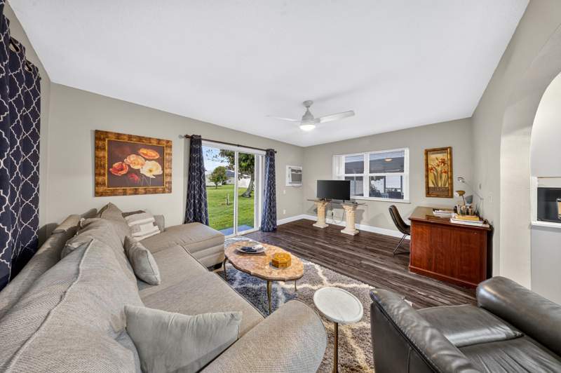 3 bedroom Single Family Residence at 2341 SE West Blackwell Drive, Sandhill Crossing — photo 5