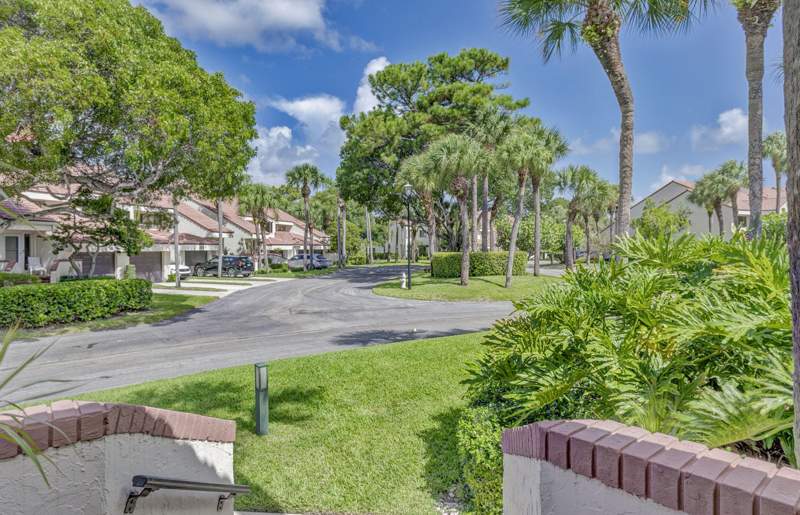 3 bedroom Condominium at 205 Sea Oats Drive #E, Sea Oats Of Juno Beach Condo, Juno Beach — photo 5