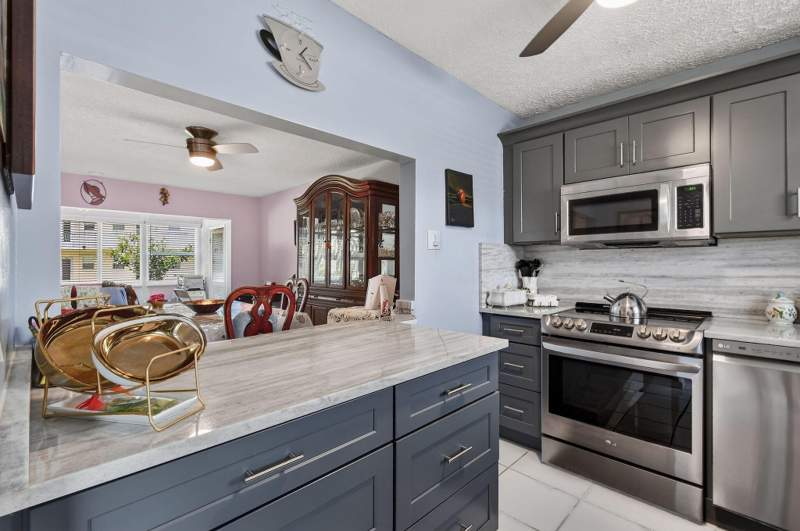 1 bedroom Condominium at 770 Lori Drive #253, Lakeside Village Condo 6, Palm Springs — photo 4