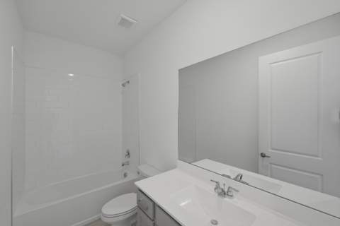 6669 NW Heirloom Terrace, Port St. Lucie FL - photo 15 of 40